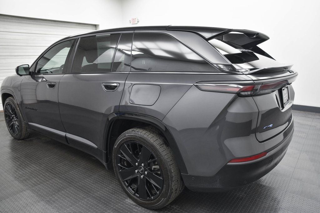 2024 Jeep Wagoneer S Launch Edition