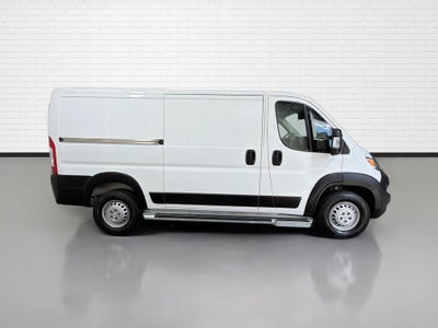 2025 RAM ProMaster 2500 Base 136 WB