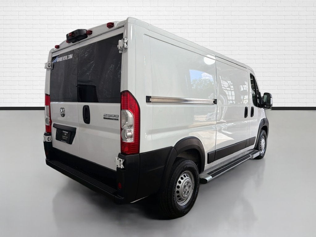2025 RAM ProMaster 2500 Base 136 WB