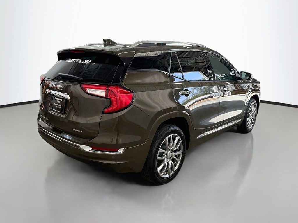2023 GMC Terrain Denali