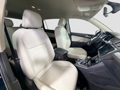 2018 Volkswagen Tiguan 2.0T SE 4Motion