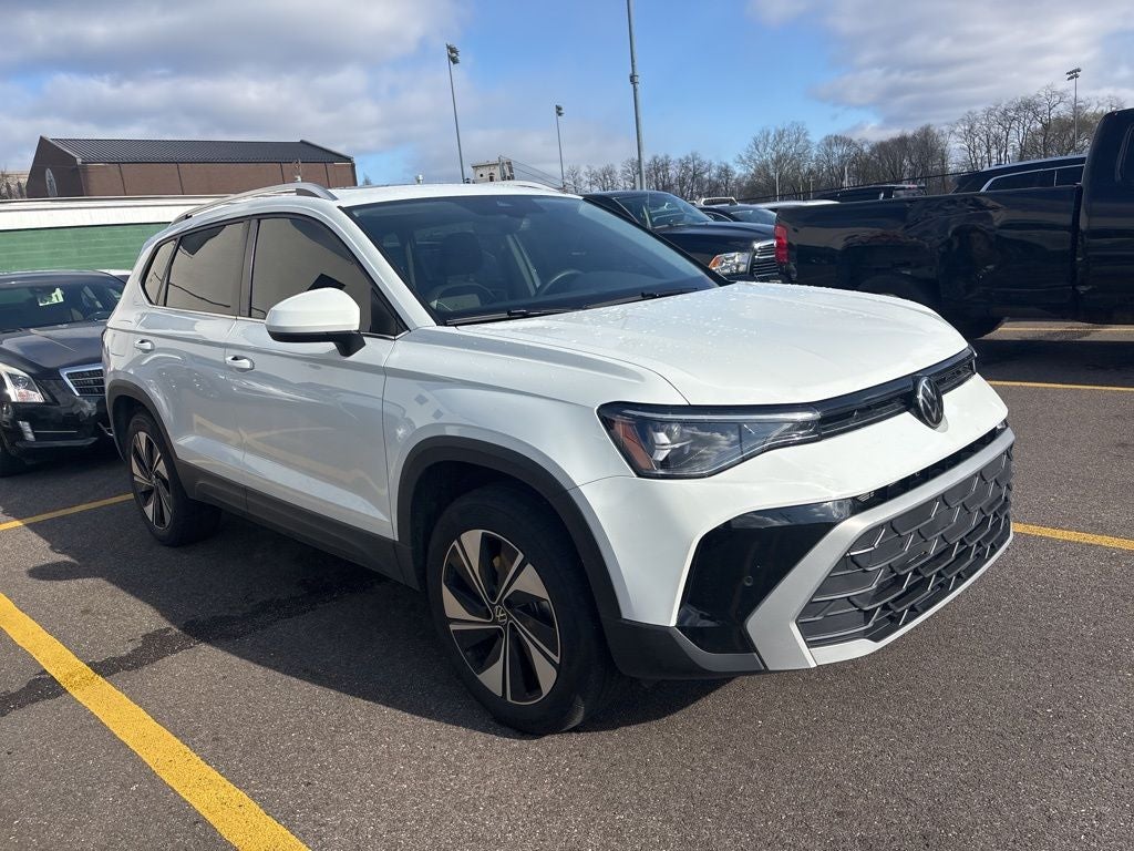 2025 Volkswagen Taos 1.5T SE