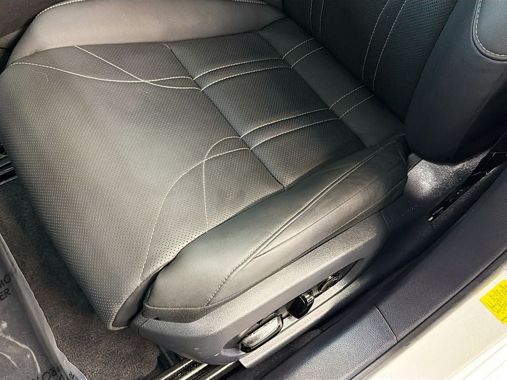 2024 Lexus ES 300h Luxury