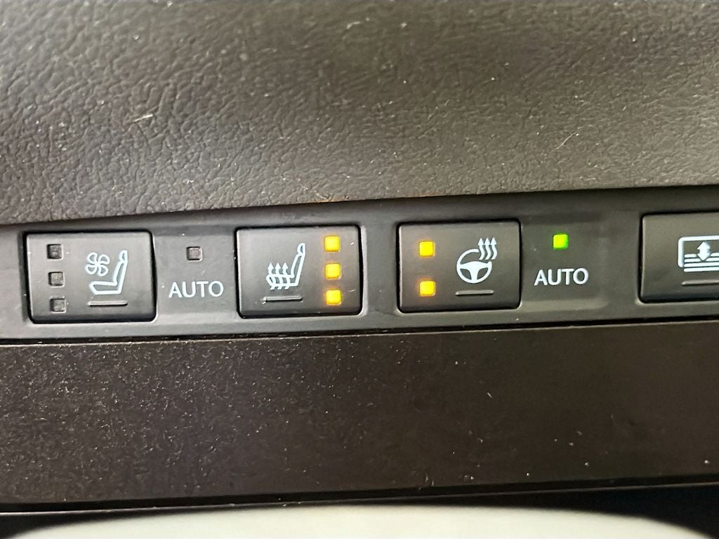 2024 Lexus ES 300h Luxury