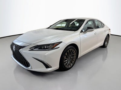 2024 Lexus ES 300h Luxury