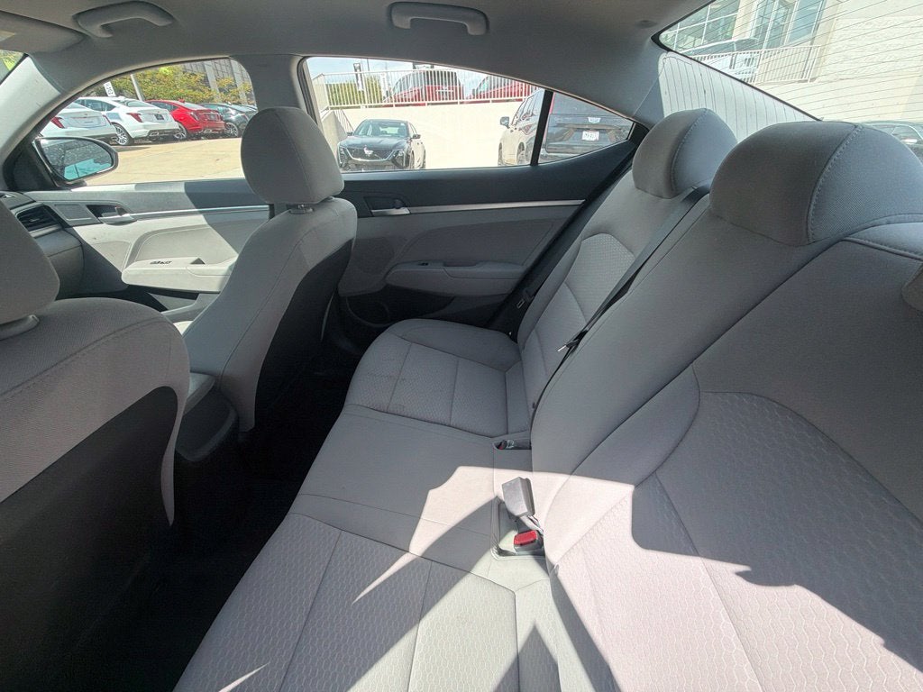 2020 Hyundai Elantra SE