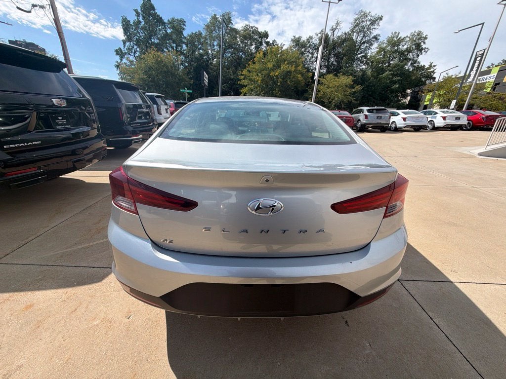 2020 Hyundai Elantra SE