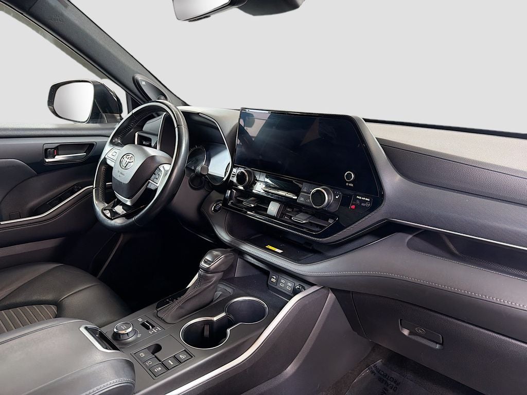 2023 Toyota Highlander XSE