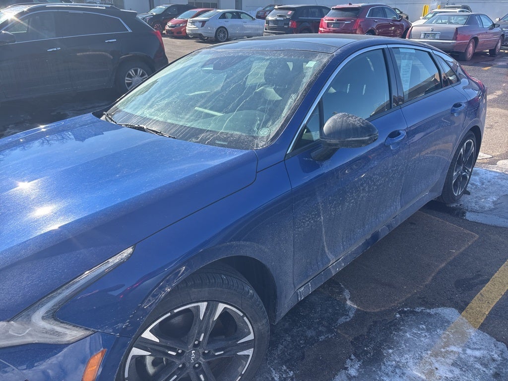 2023 Kia K5 GT-Line