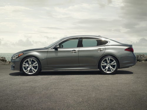 2016 INFINITI Q70 3.7X