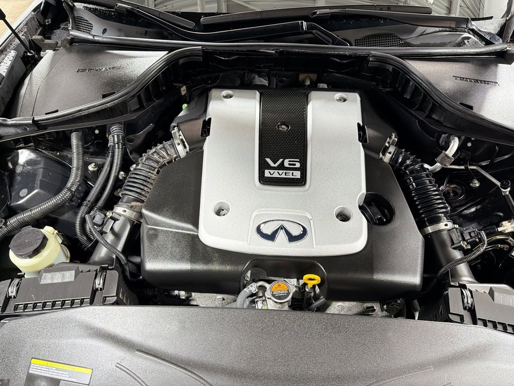 2016 INFINITI Q70 3.7X