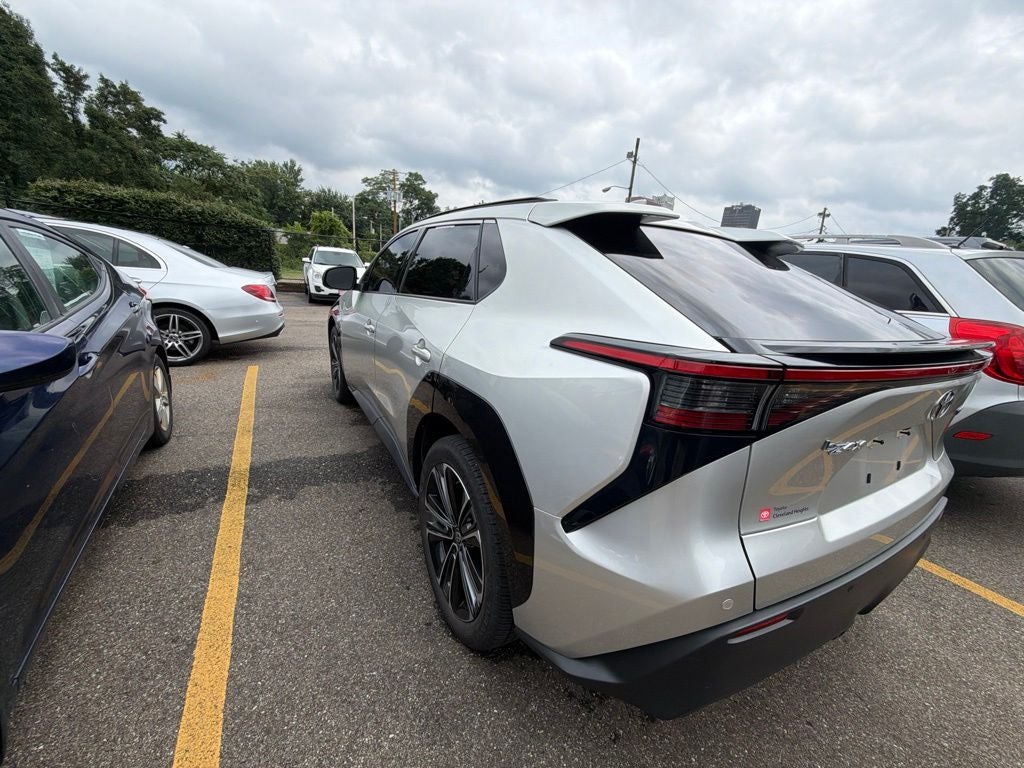 2023 Toyota bZ4X Limited
