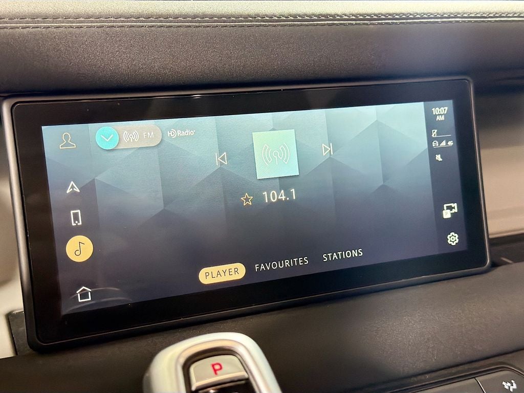 2021 Land Rover Defender 90 S