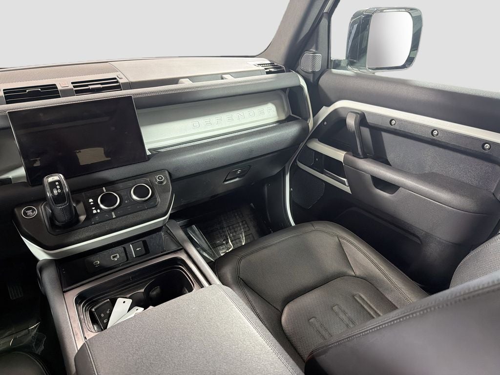 2022 Land Rover Defender 110 S