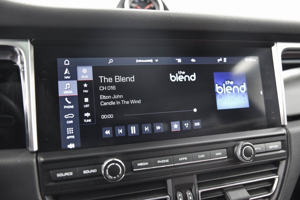 2021 Porsche Macan S