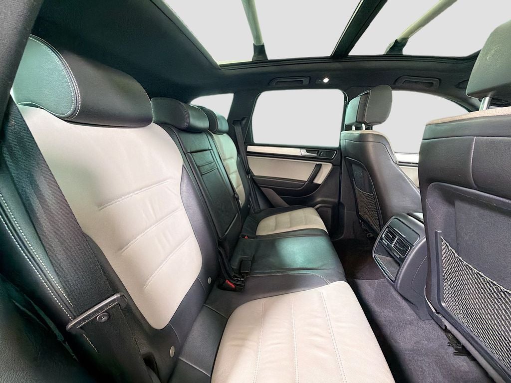 2017 Volkswagen Touareg V6 4Motion