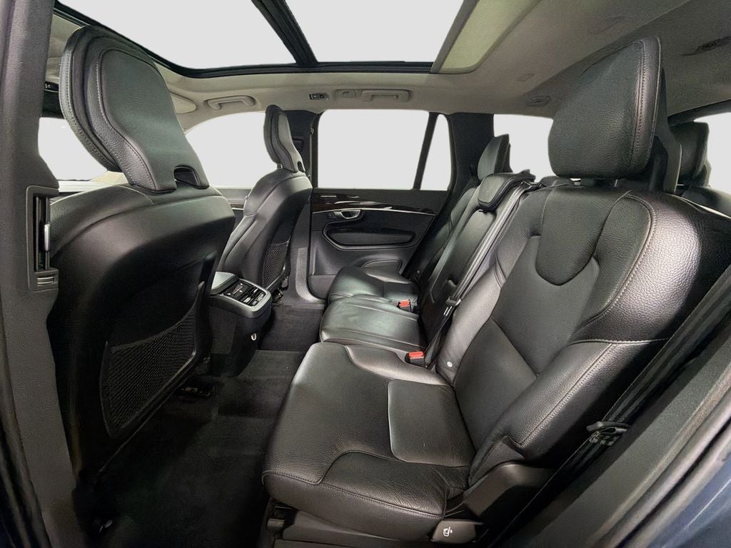 2019 Volvo XC90 T6 Momentum