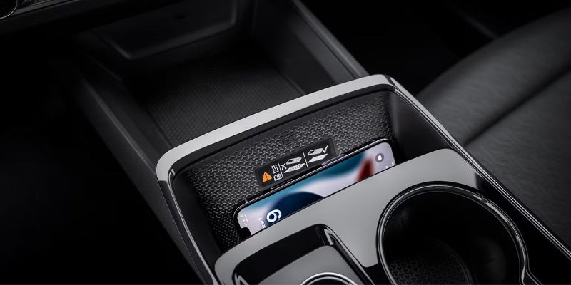 2026 Chevrolet Equinox technology in Akron, OH showcasing 11.3-inch touchscreen infotainment, 11-inch Driver Information Center, Google built-in navigation, Apple CarPlay® and Android Auto™ connectivity.